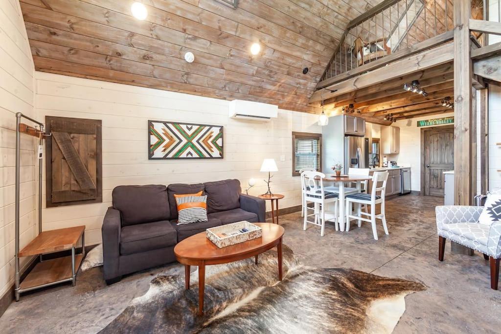 Romantic A-Frame Private Hottub Firepit Neargsmnp Sevierville Zewnętrze zdjęcie